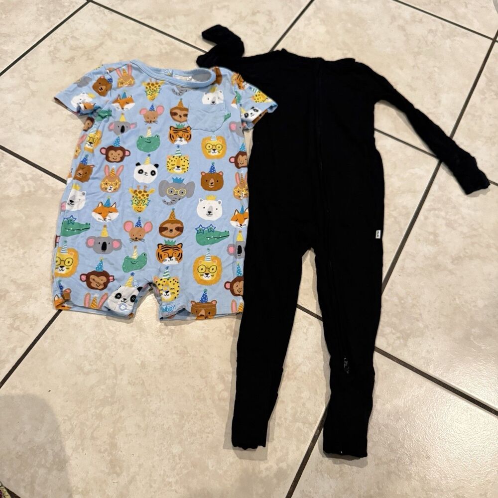 Little Sleepies  Lot Bundle Of 2 Size 12 -18 Months Wash Wear Play